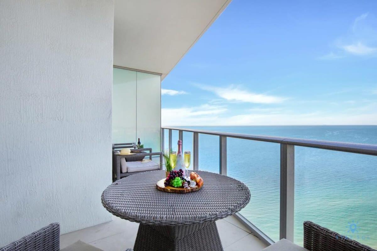 Appartamento Upper Level Penthouse - Amazing Views Beach & Intracoastal Hollywood Esterno foto